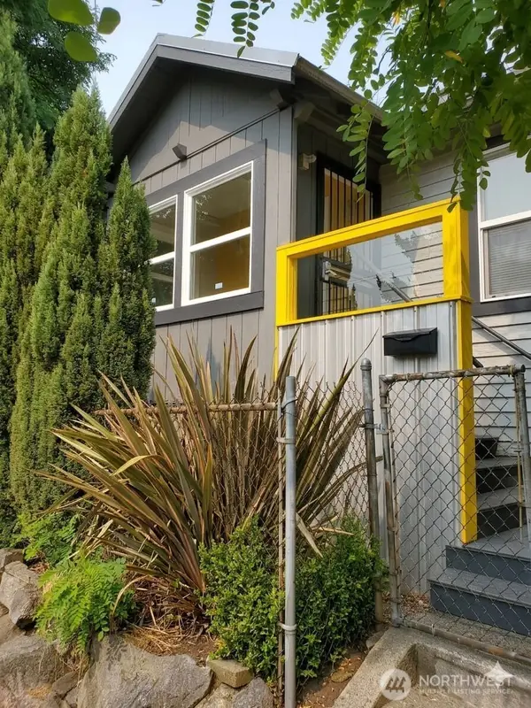 2424 S Graham Street, Seattle, WA 98108