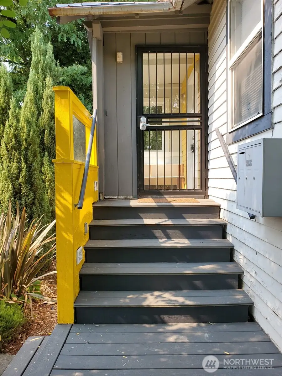 2424 S Graham Street, Seattle, WA 98108 - #2