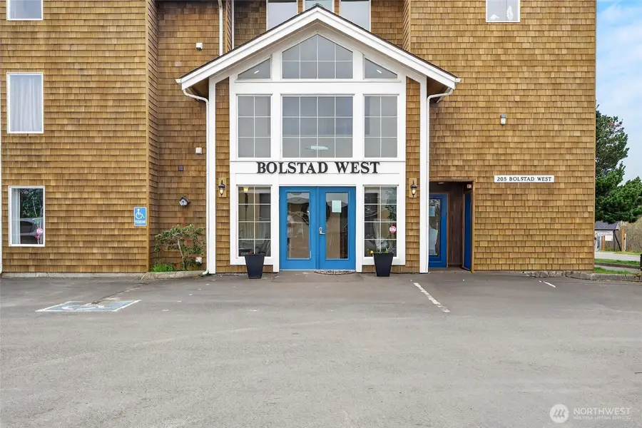 205 W Bolstad Avenue #304, Long Beach, WA 98631 - #2