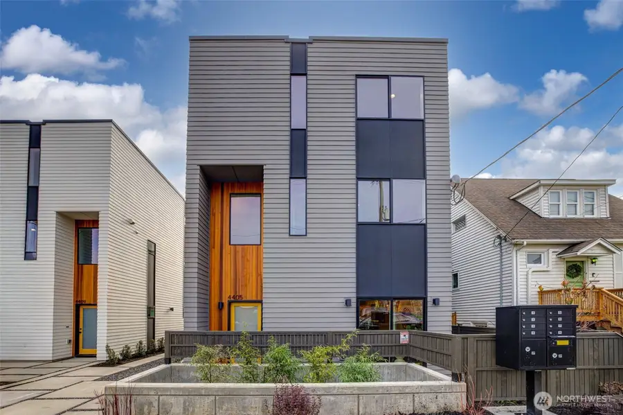 4405 S Holly Street, Seattle, WA 98118 - #2