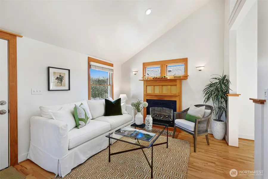 8333 27th Avenue Nw, Seattle, WA 98117 - #3