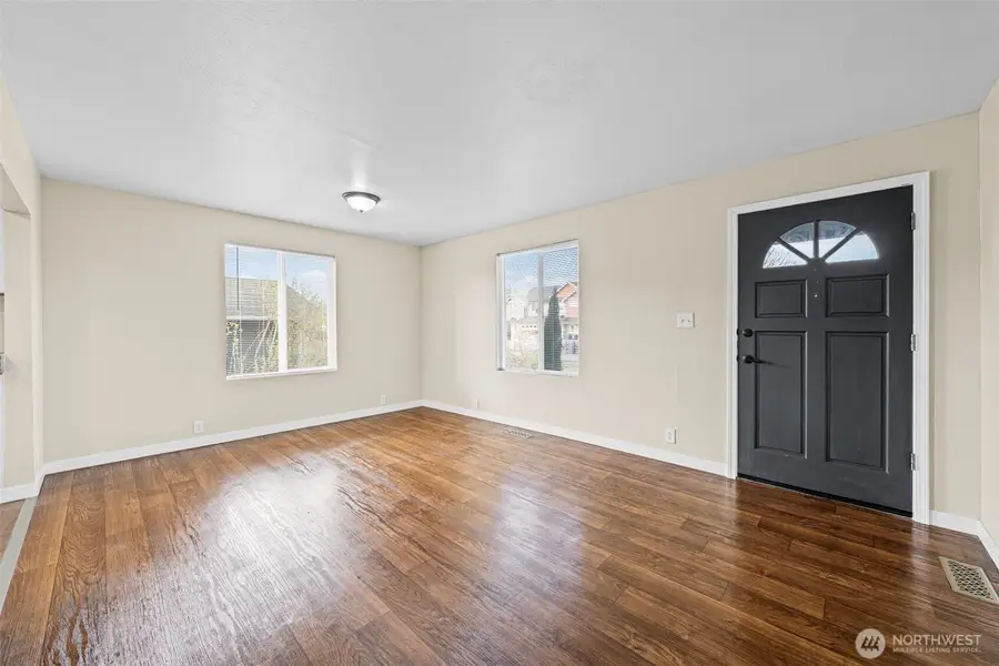 4323 S Lawrence Street, Tacoma, WA 98409 - #2