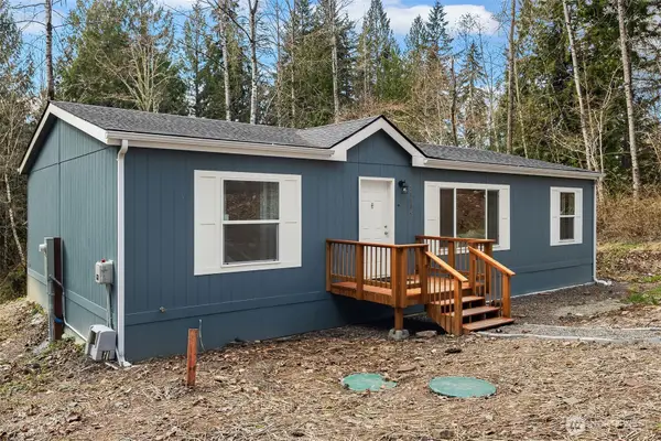 23904 E Lake Kayak Drive, Monroe, WA 98272