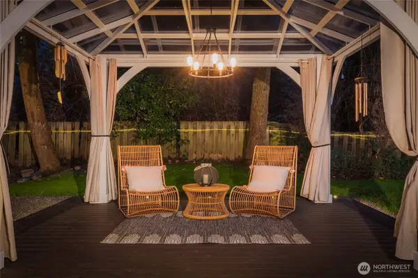 20 Cascade Key, Bellevue, WA 98006