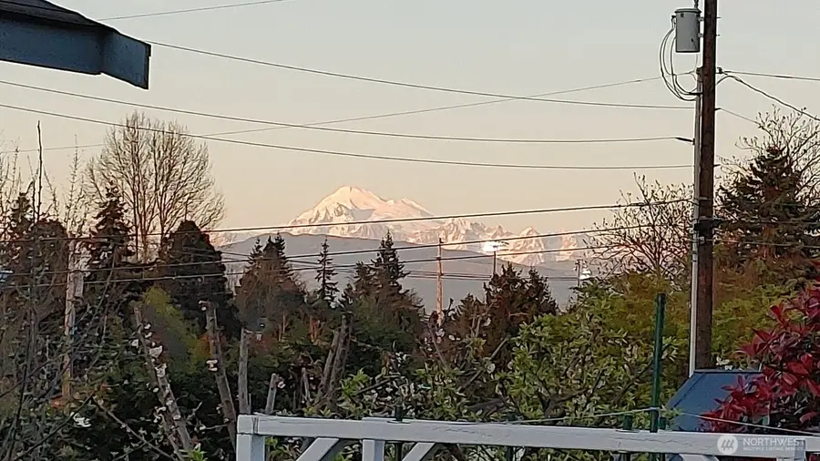 2412 16th Street, Anacortes, WA 98221 - #2