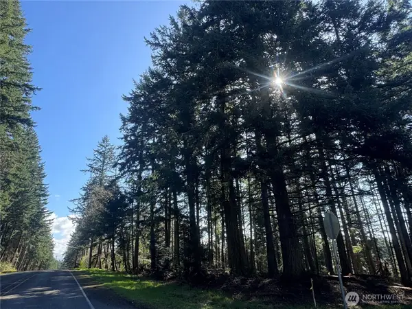 396 Durr Road, Camano Island, WA 98282