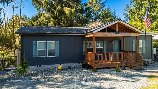 375 Sextans Avenue Sw, Ocean Shores, WA 98569