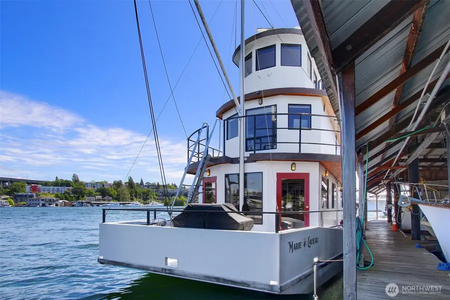 2401 N Northlake Way #B13, Seattle, WA 98103 - #2
