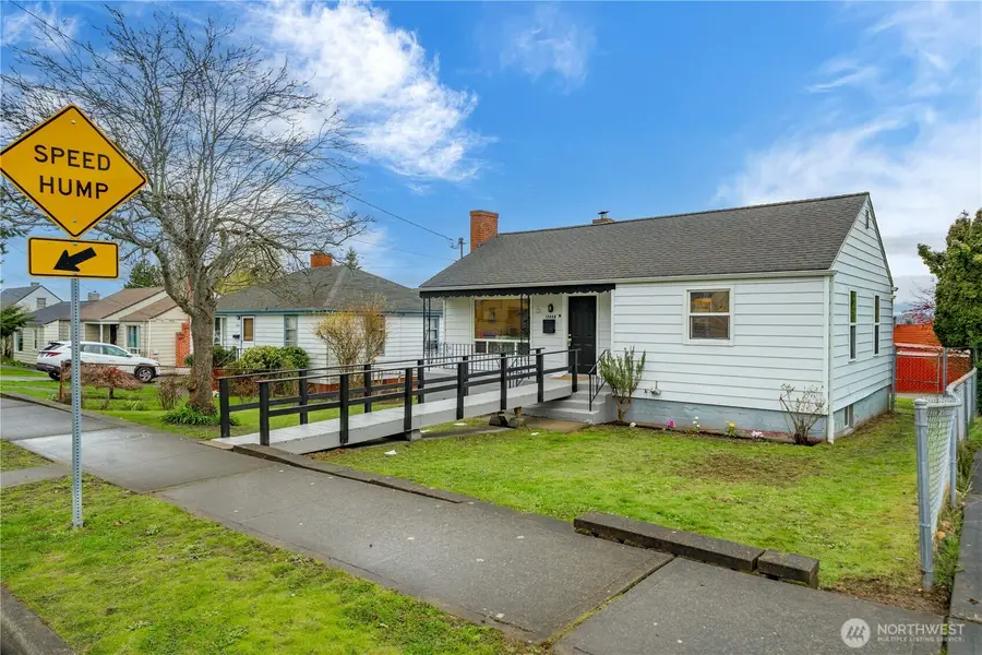 13856 37th Avenue S, Tukwila, WA 98168 - #3