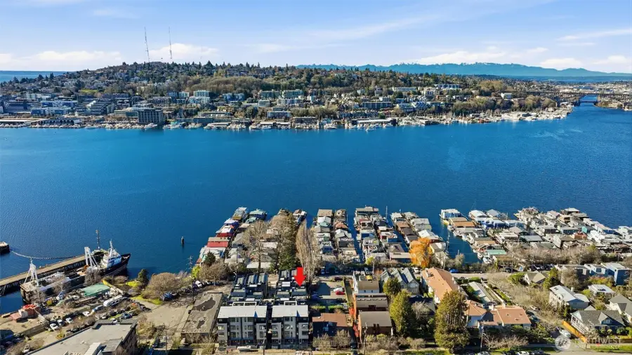 2010 Fairview Avenue E #B, Seattle, WA 98102 - #2