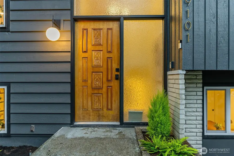 9101 30th Avenue Ne, Seattle, WA 98115 - #3