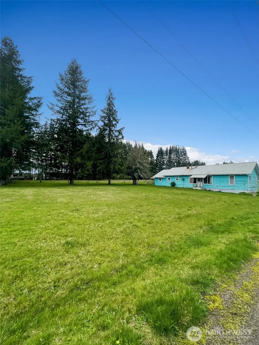 19 Fairley Street, Raymond, WA 98577 - #2