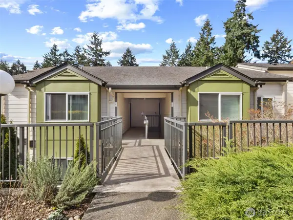 31500 33rd Place Sw #G202, Federal Way, WA 98023