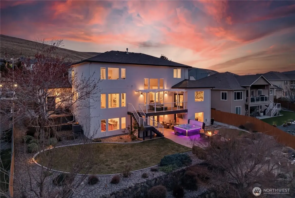 1614 W 51st Avenue, Kennewick, WA 99338 - #1