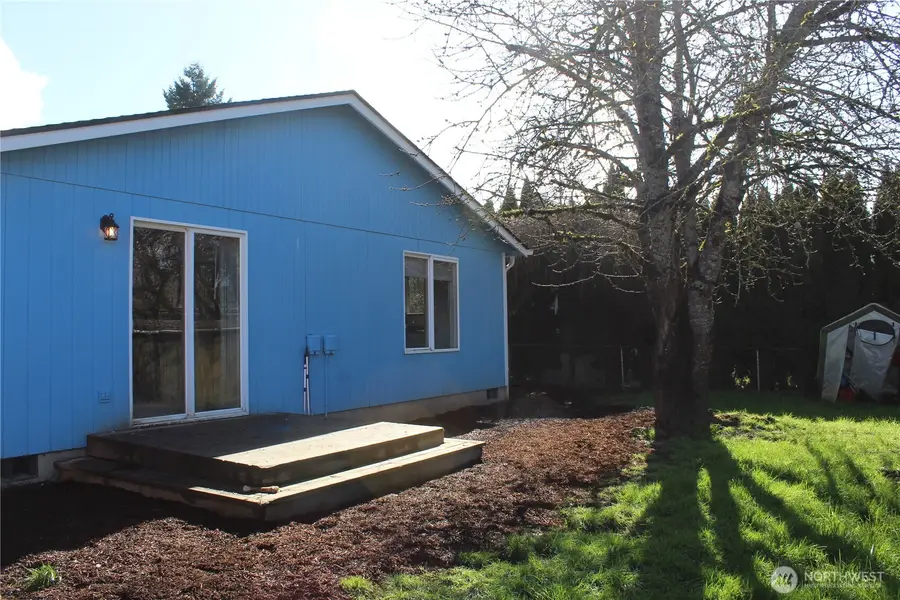 1403 N 4th Avenue, Kelso, WA 98626 - #3