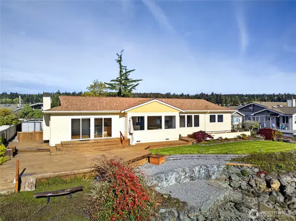 811 Shoshone Dr, La Conner, WA 98257