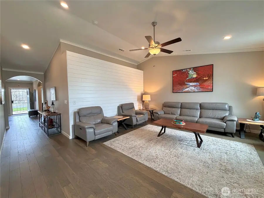 520 N Montana Street, Moses Lake, WA 98837 - #3