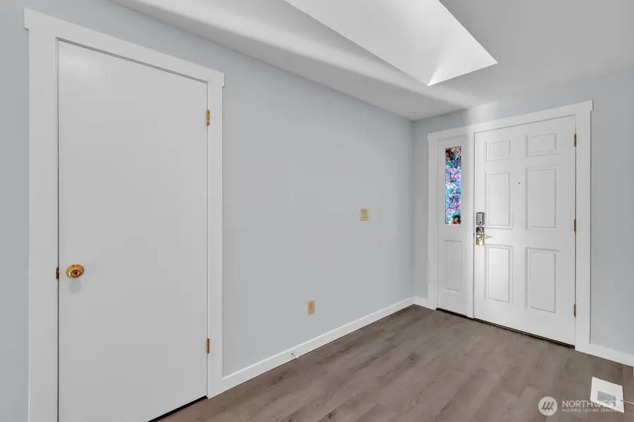 701 21st Street Se, Puyallup, WA 98372 - #3