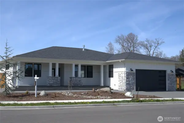 11 Dover Lane, Sequim, WA 98382