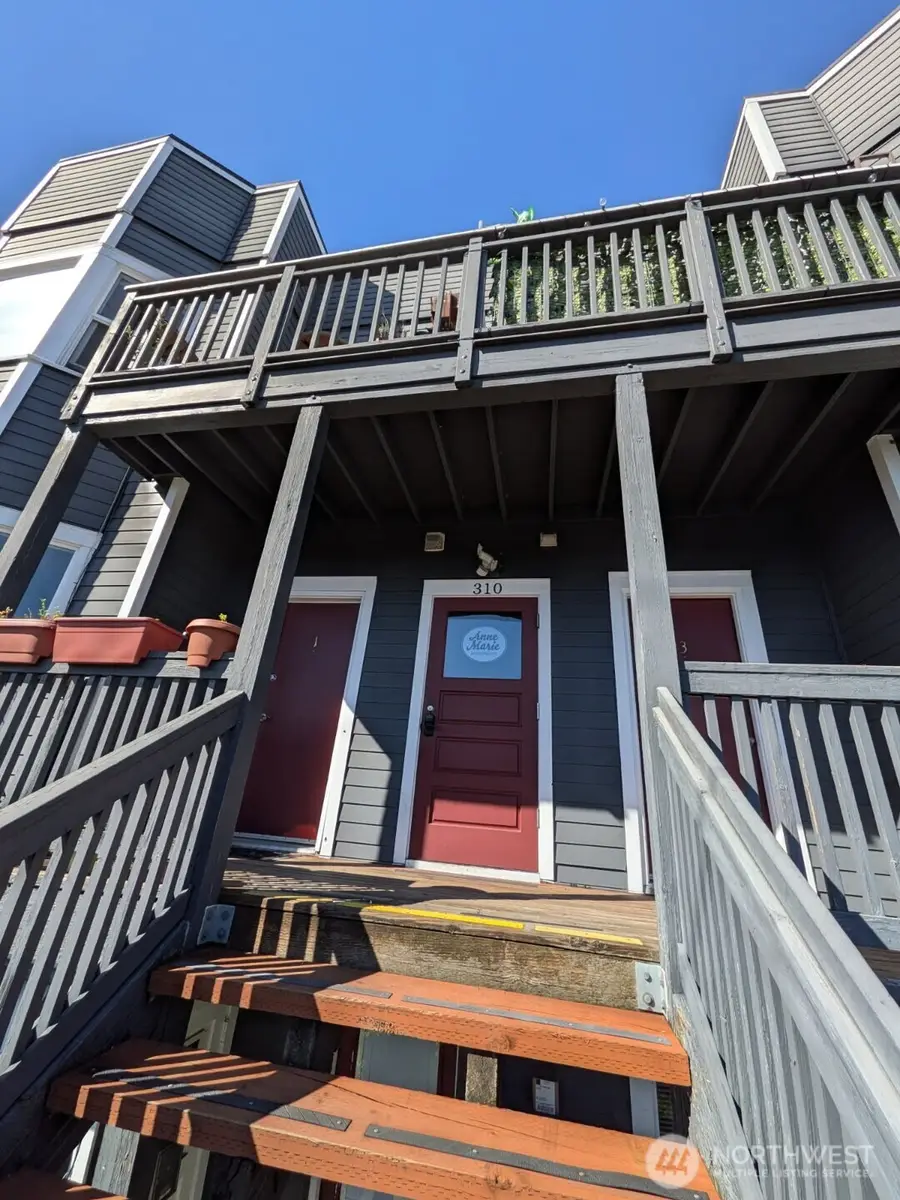 310 Aloha Street, Seattle, WA 98109 - #2