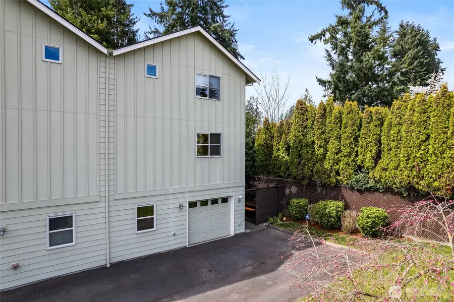 738 N 185th Street, Shoreline, WA 98133 - #3