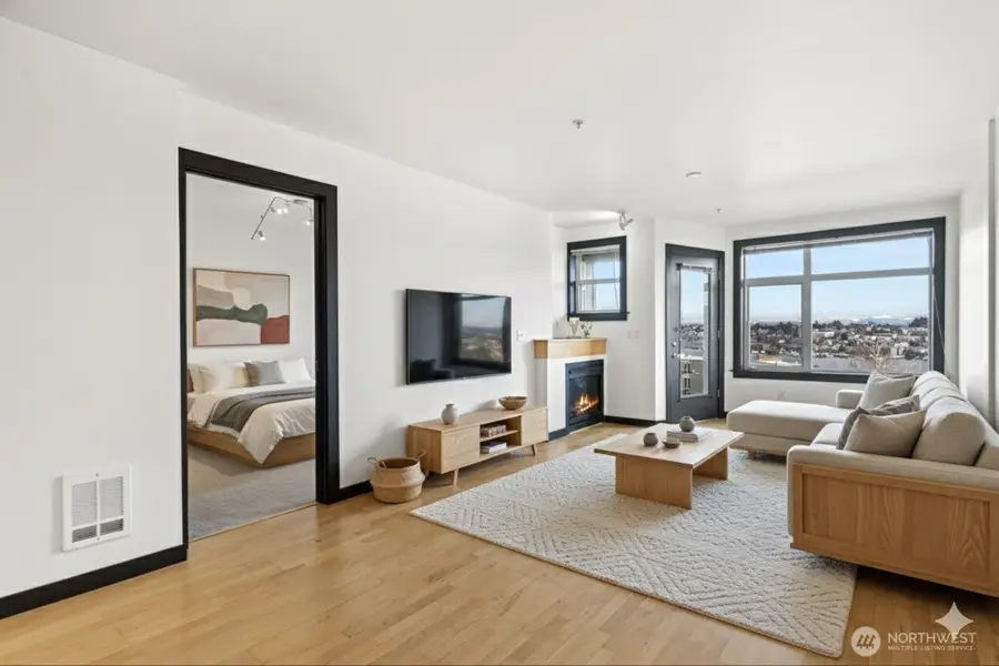 655 Crockett Street #B207, Seattle, WA 98109 - #3