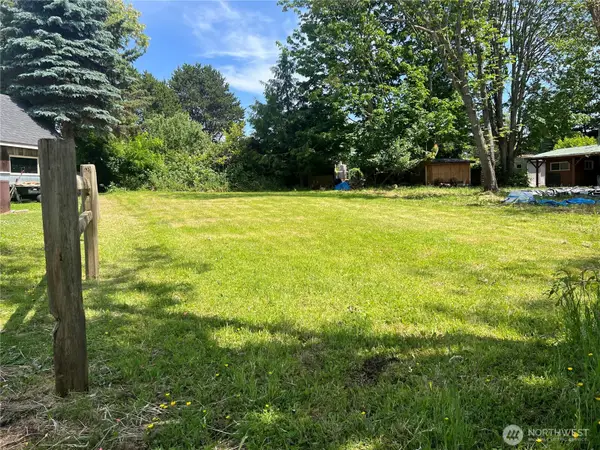 616 Mallard Lane, Point Roberts, WA 98281