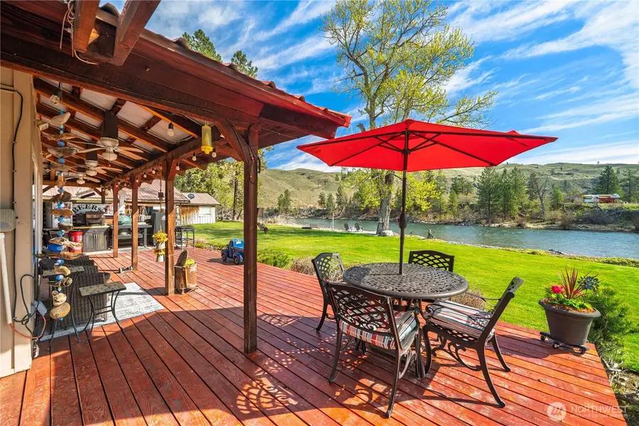 6 Kelli Lane, Carlton, WA 98814 - #2