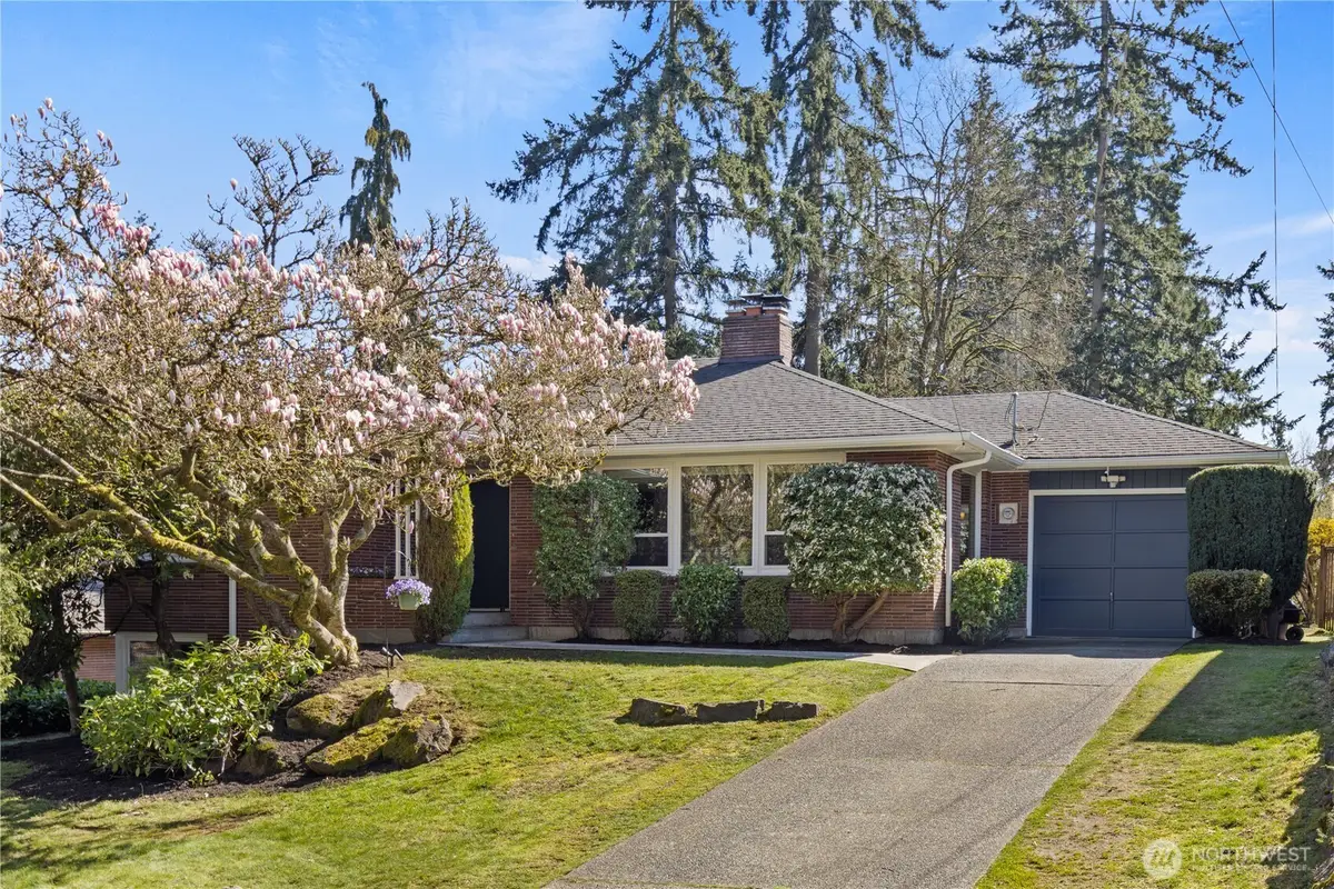 541 NE 130th Street, Seattle, WA 98125 - #1