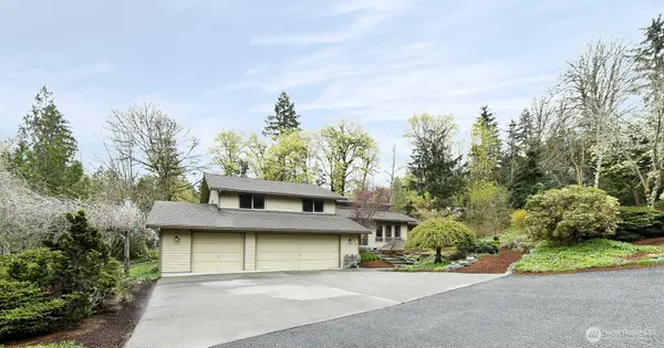 25216 238th Avenue Se, Maple Valley, WA 98038