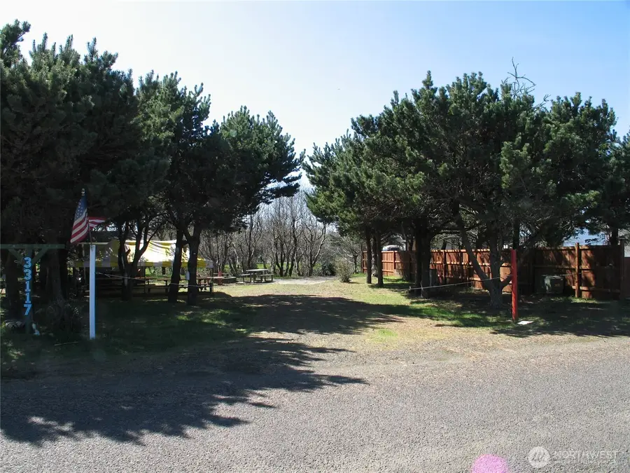 33117 H Place #11, Ocean Park, WA 98640 - #2