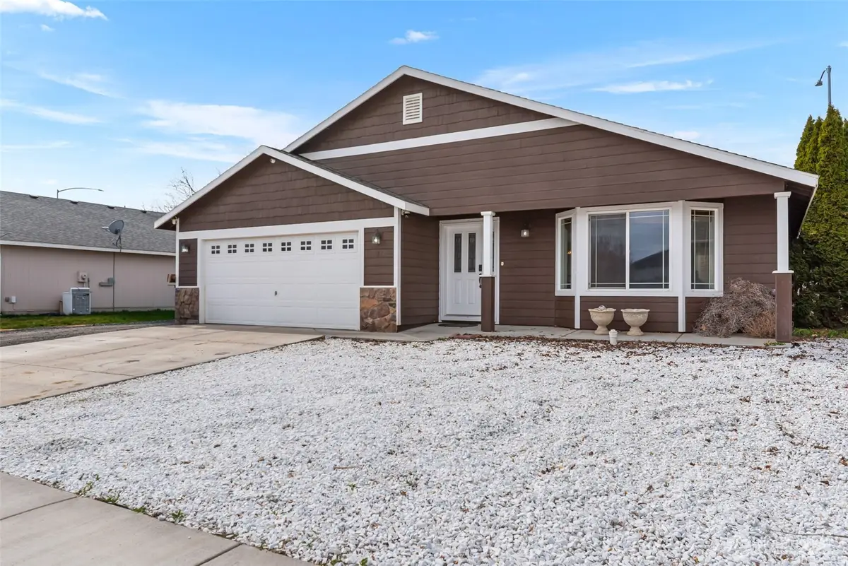 715 NE Hilltop Avenue, Quincy, WA 98848 - #1