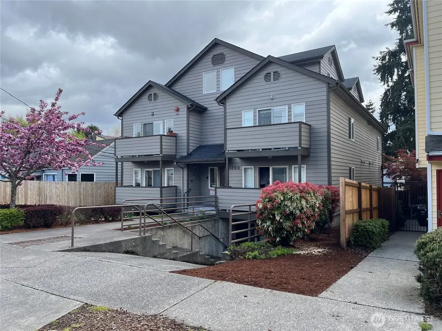 8830 Nesbit Avenue N, Seattle, WA 98103 - #2