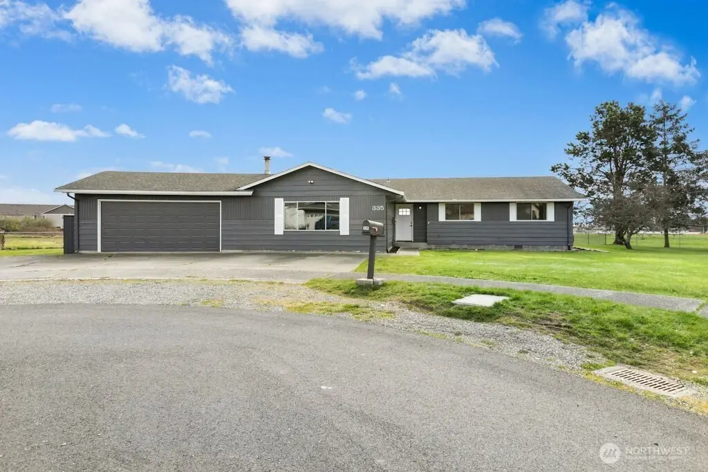 335 SW 4th Avenue, Oak Harbor, WA 98277 - #1