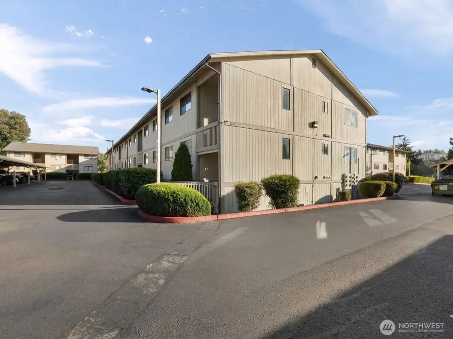 1735 Park Avenue #B207, Bremerton, WA 98337 - #2