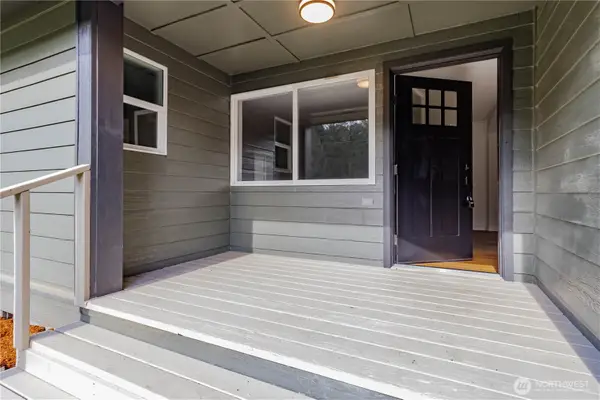 11 E Mox Chehalis Road, McCleary, WA 98557