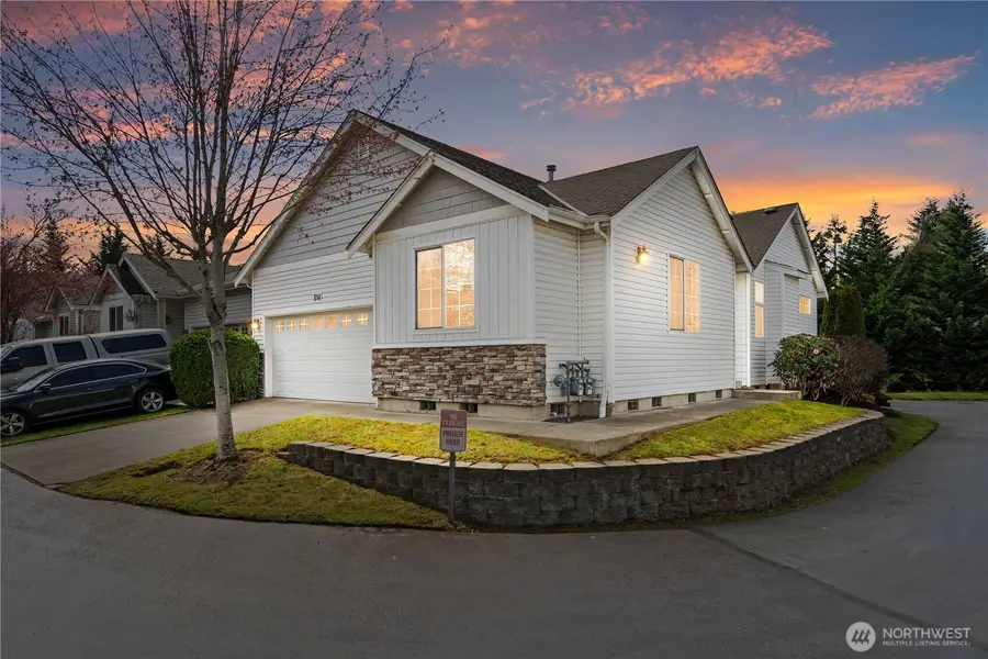 814 10th Street Se, Puyallup, WA 98372 - #2