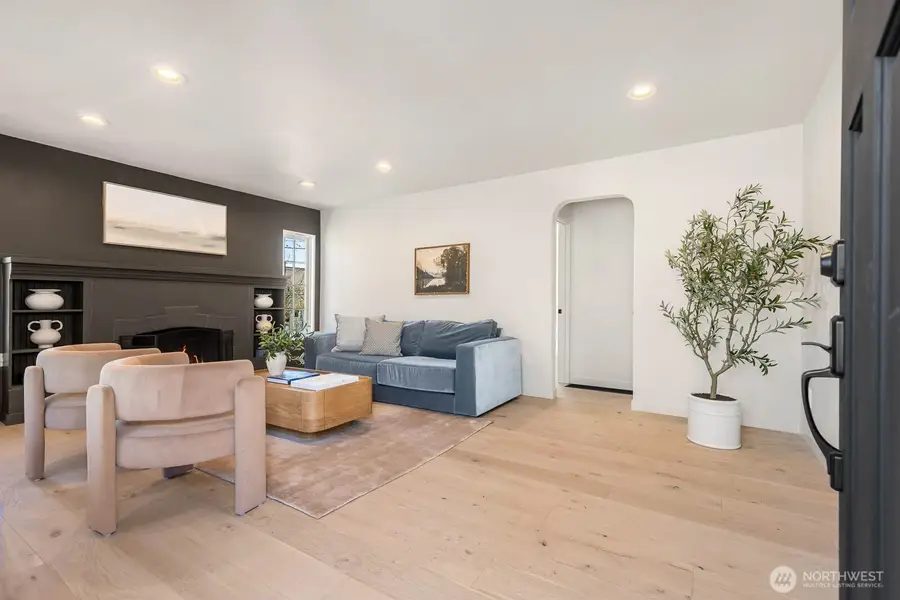 715 NE 60th Street, Seattle, WA 98115 - #3