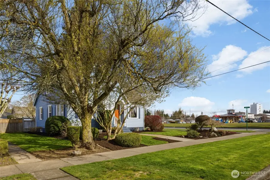 802 Edson Street, Lynden, WA 98264 - #2