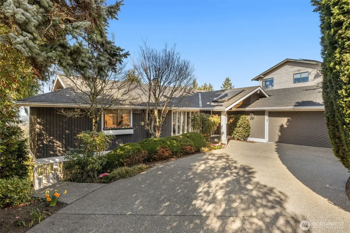 14108 SE 44th Street, Bellevue, WA 98006 - #1