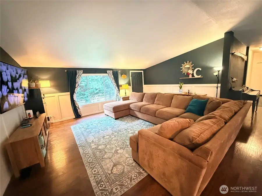 25411 96th Avenue E, Graham, WA 98338 - #3