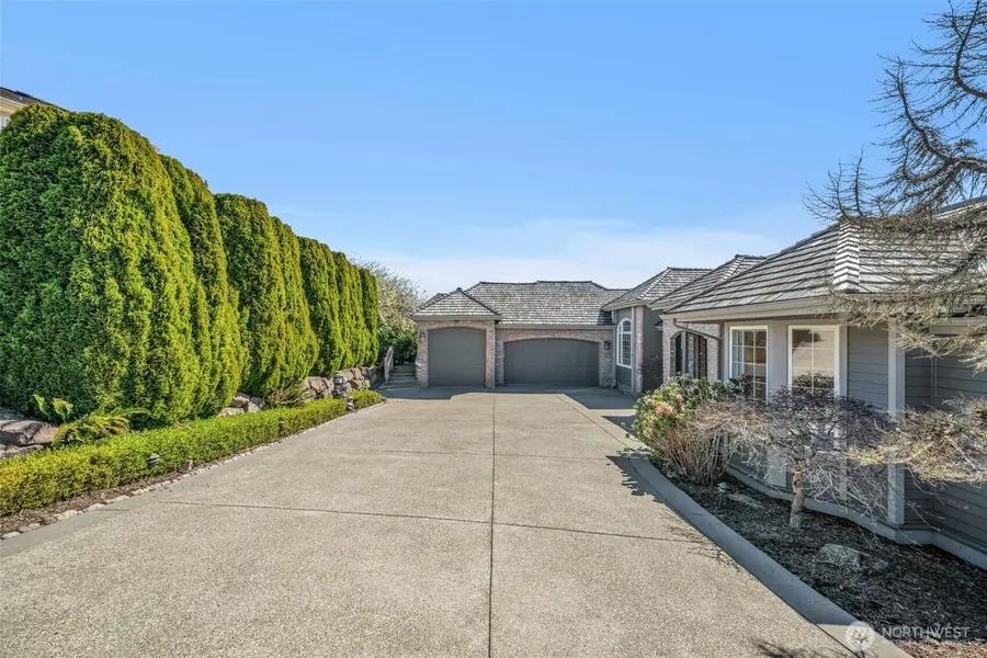 15423 SE 58th St, Bellevue, WA 98006 - #2