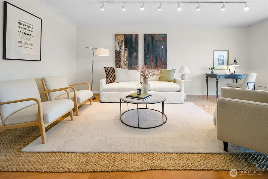 2501 Canterbury Lane E #221, Seattle, WA 98112 - #2