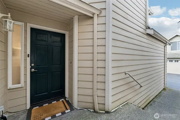 8125 212th Street Sw #9, Edmonds, WA 98026