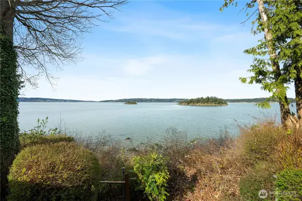 17888 Cobahud Road, La Conner, WA 98257