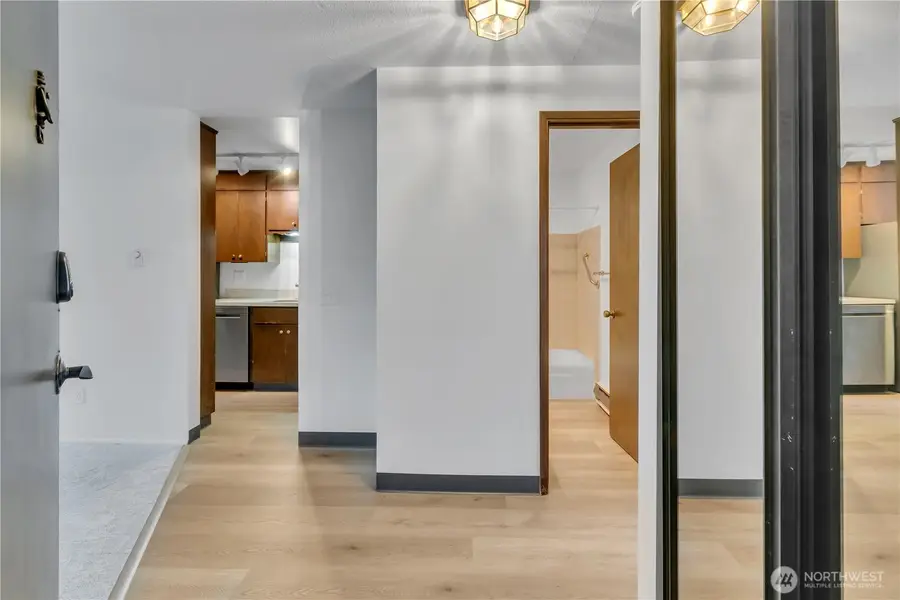 13564 37th Avenue S, Tukwila, WA 98168 - #2