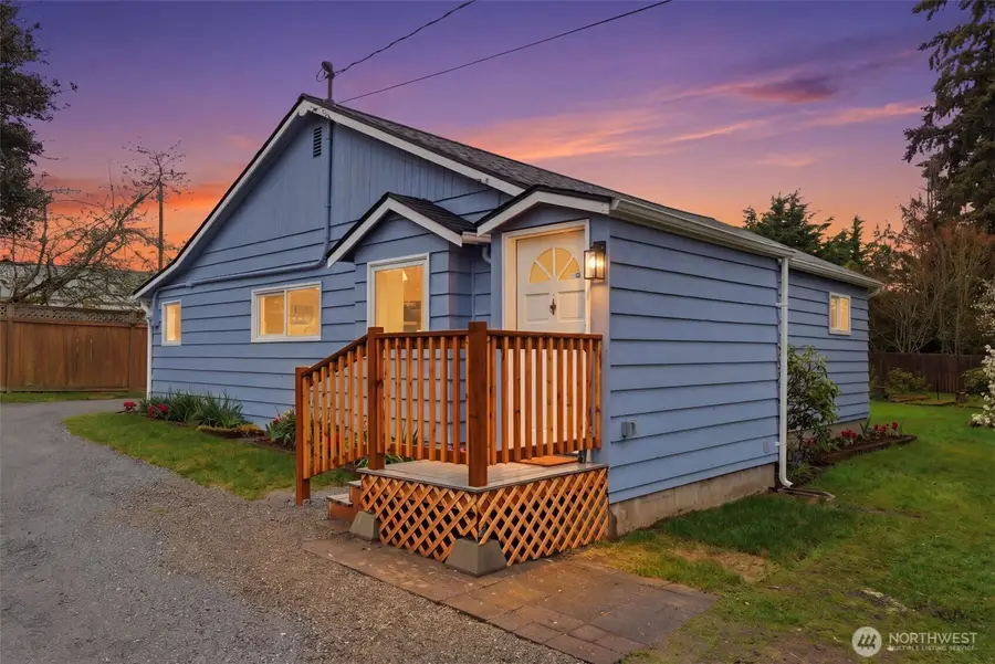 9601 12th Avenue Nw, Seattle, WA 98117 - #2