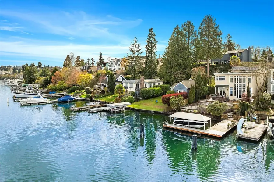 8418 Island Drive S, Seattle, WA 98118 - #3