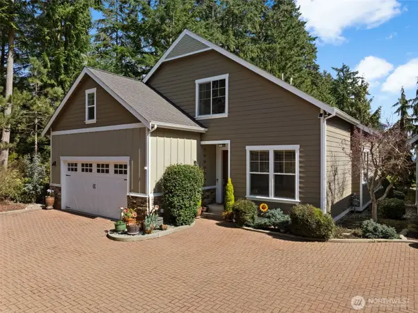 3113 Emerald Lane, Gig Harbor, WA 98335