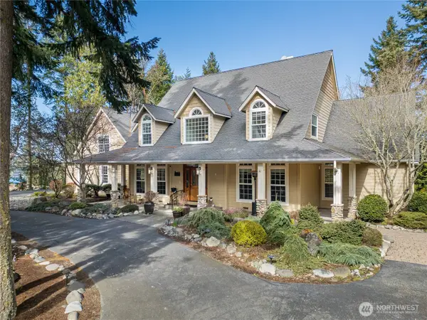 11 E Mindy Lane, Sequim, WA 98382